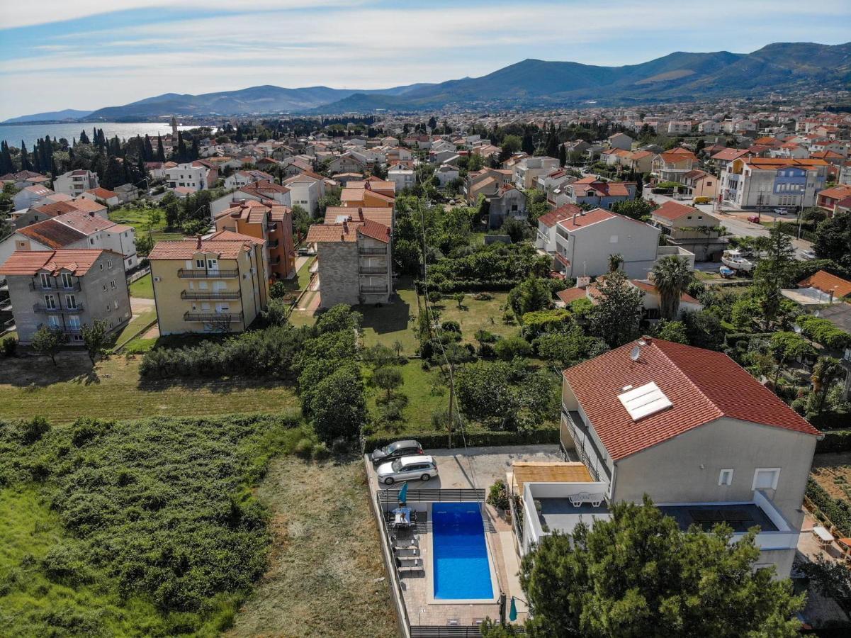 Apartmani Jukic Kastela Exterior photo