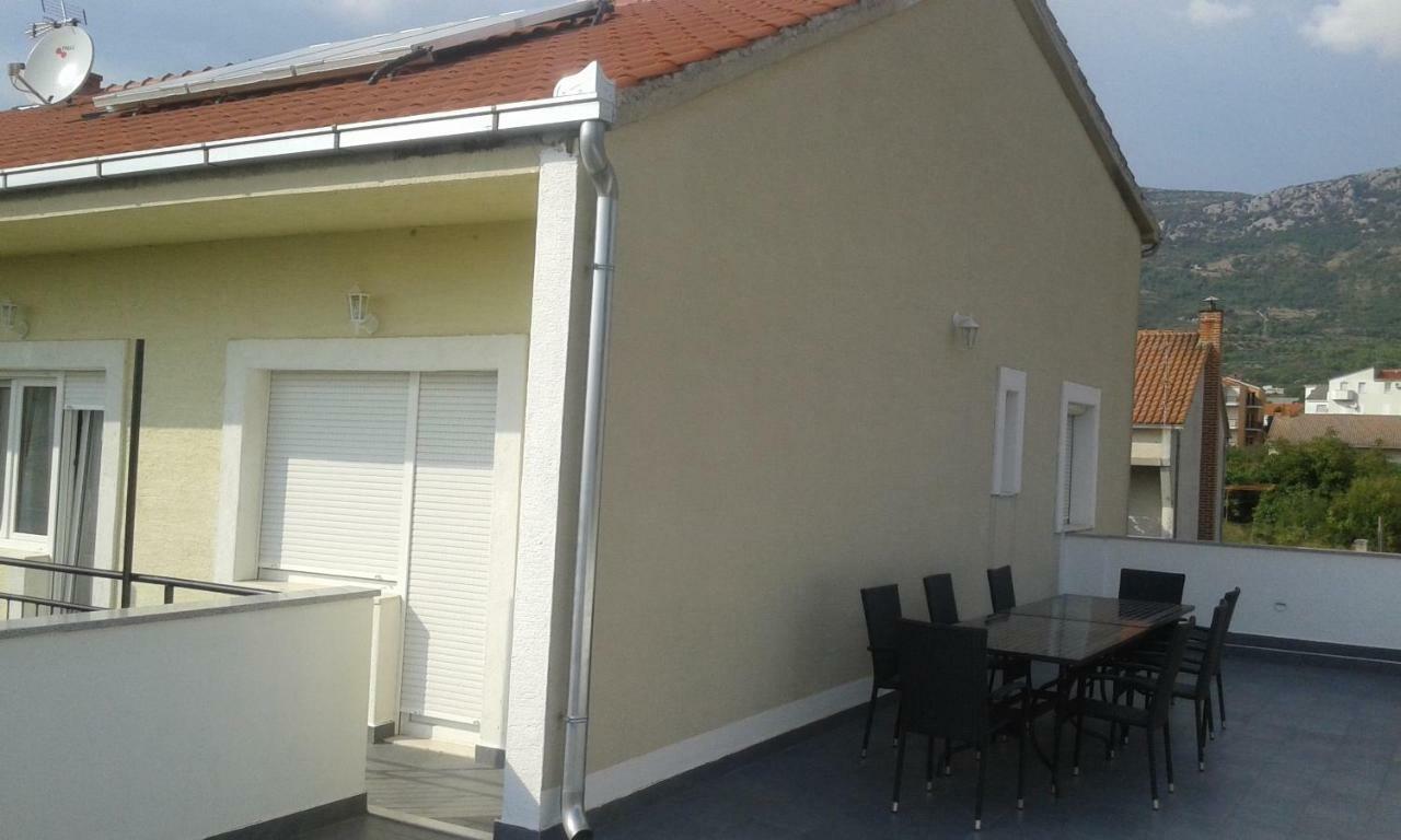 Apartmani Jukic Kastela Exterior photo